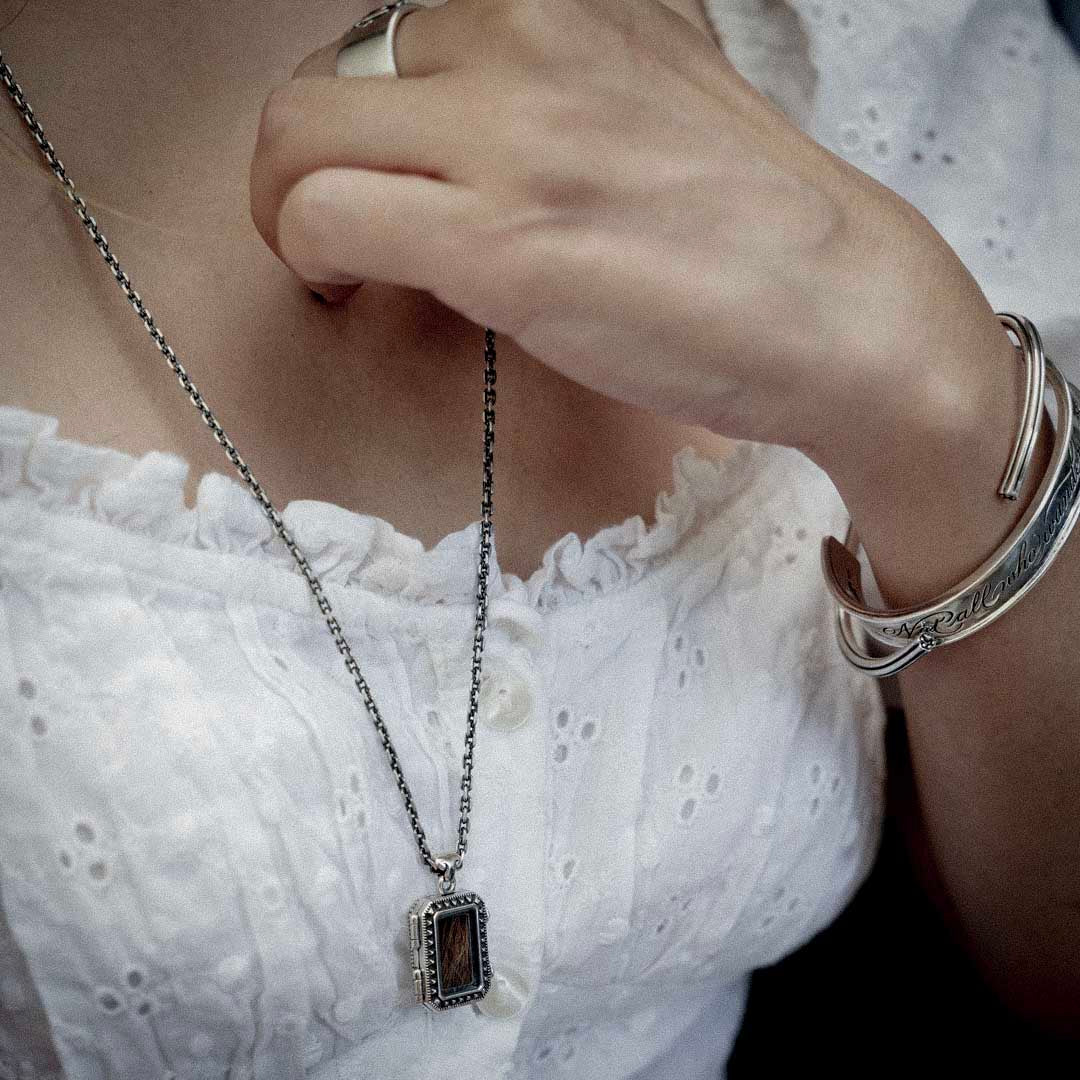 The Gusta Necklace